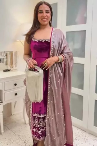 Dark-magenta velvet embroidered kurta set