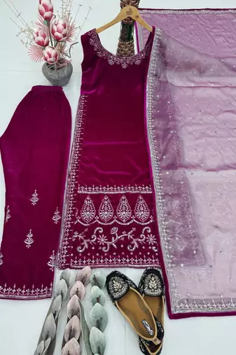 Dark-magenta velvet embroidered kurta set
