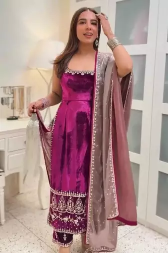 Dark-magenta velvet embroidered kurta set