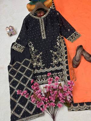 Black silk blend embroidered palazzo set 5
