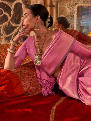 Pink floral zari silk blend banarasi saree 4