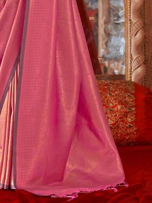 Pink floral zari silk blend banarasi saree 5