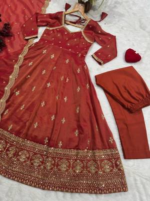 Champagne silk blend embroidered flared gown set 4
