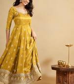 Yellow silk blend embroidered flared gown set