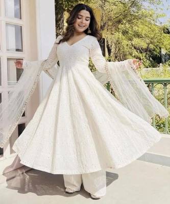 White cotton poly embroidered flared gown set 2