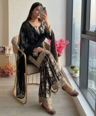 Black georgette embroidered palazzo set 3