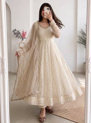 Cream silk blend hand embroidery anarkali set 2