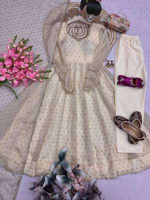 Cream silk blend hand embroidery anarkali set 3