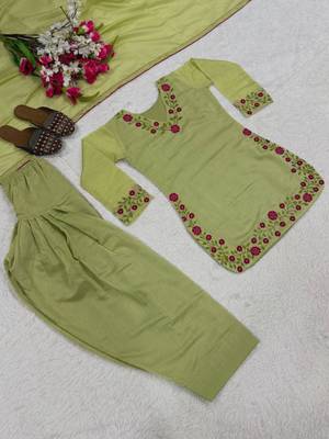 Light-green chanderi embroidered farshi salwar set 4