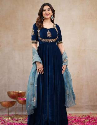 Dark-blue silk blend embroidered anarkali set 2