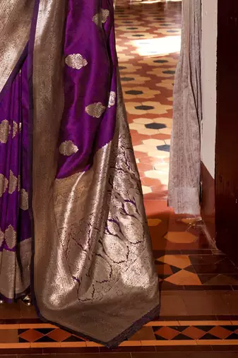 purple floral woven design zari banarasi silk blend saree
