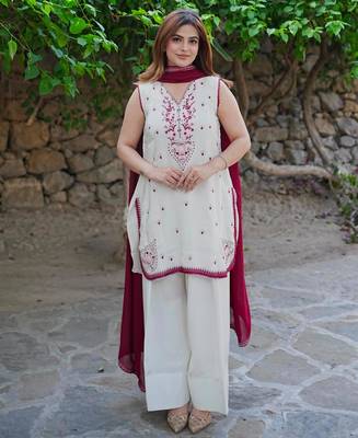 White silk blend embroidered farshi salwar set 3
