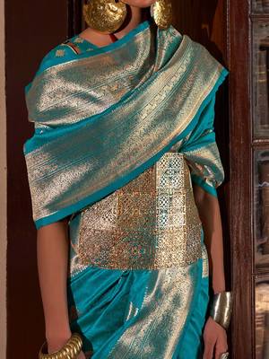 blue women woven design zari banarasi silk blend saree 4