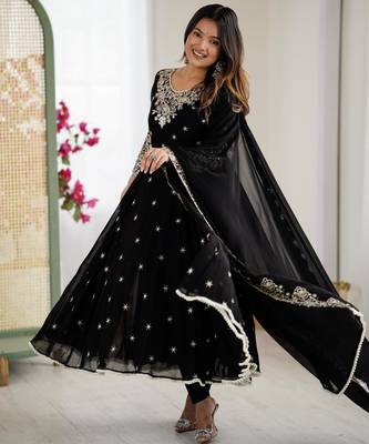 Black faux georgette embroidered anarkali set 2