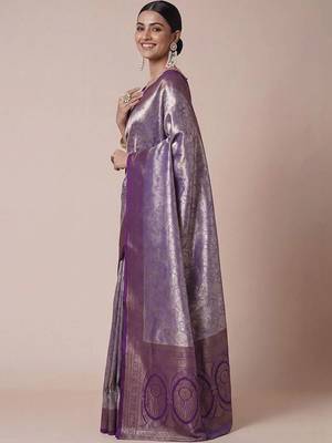 purple paisley woven design zari kanjeevaram silk blend saree 3