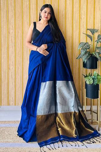 navy blue women solid cotton blend saree