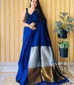 navy blue women solid cotton blend saree