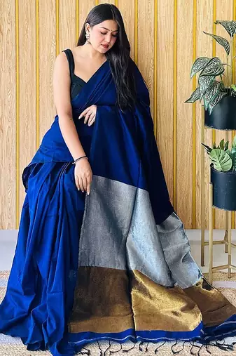 navy blue women solid cotton blend saree