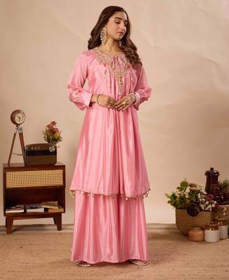 Pink silk blend embroidered sharara set 2