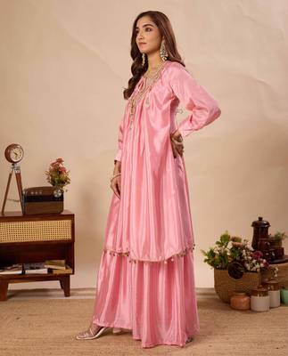 Pink silk blend embroidered sharara set 5