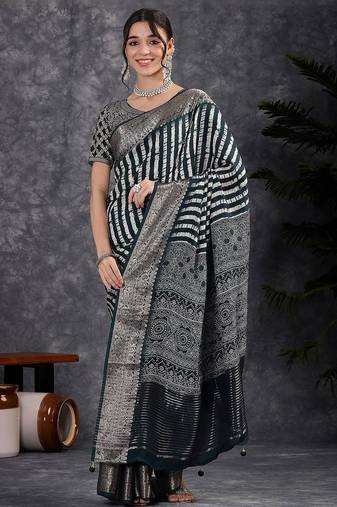 Navy blue navy blue & white striped silk blend saree