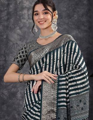 Navy blue navy blue & white striped silk blend saree 2