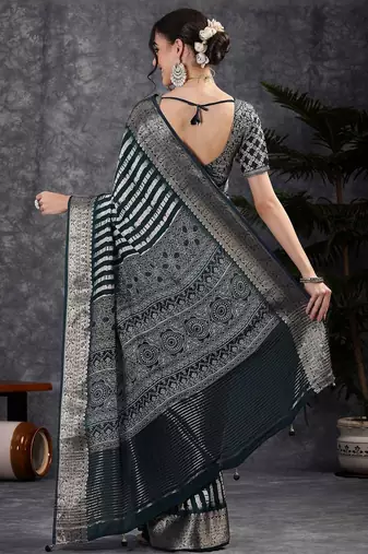 Navy blue navy blue & white striped silk blend saree