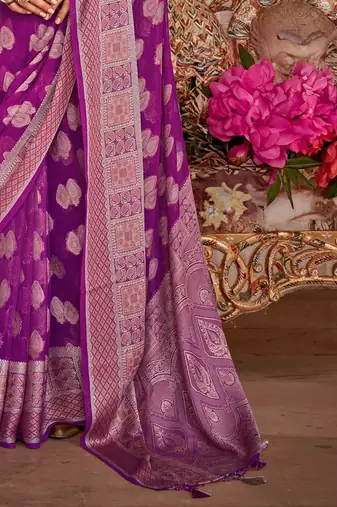 magenta woven design zari saree with blouse piece