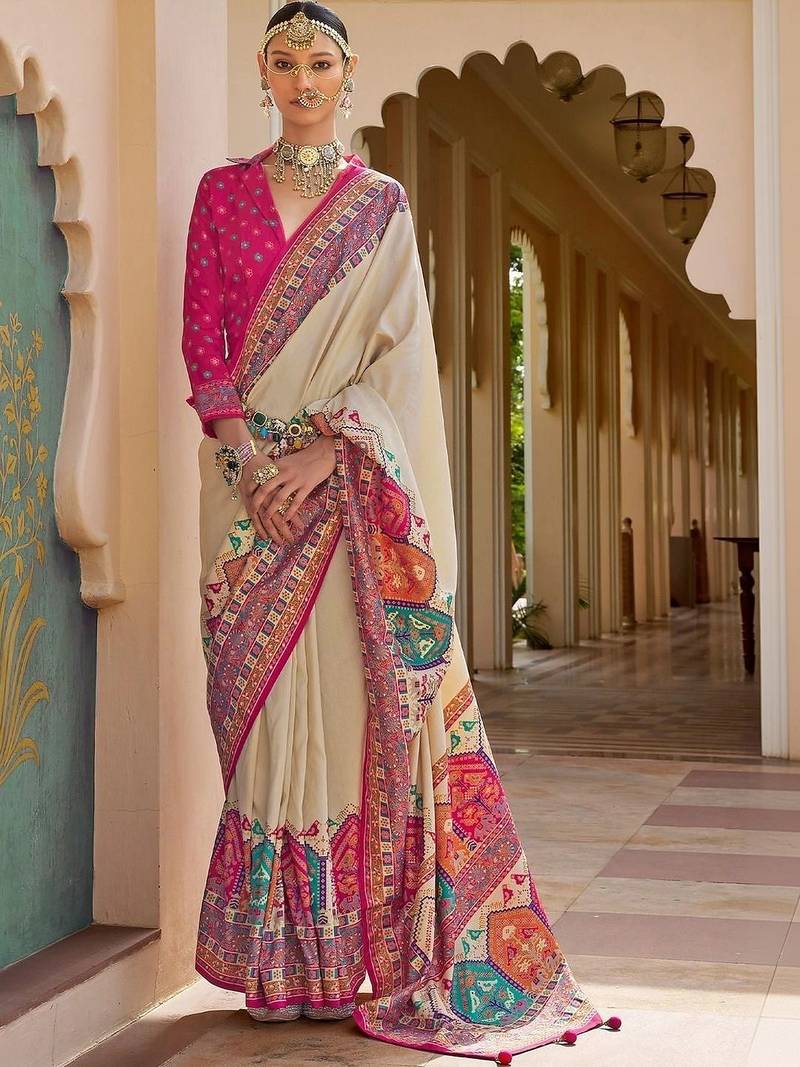 Cream kalamkari silk blend designer patola saree