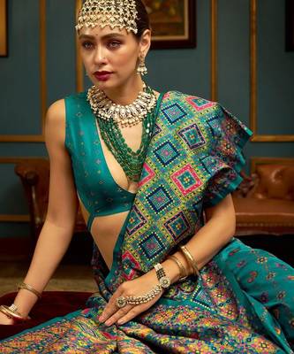 teal floral woven design banarasi silk blend saree 3