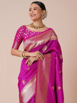 pink woven design zari ethnic banarasi silk blend saree 4