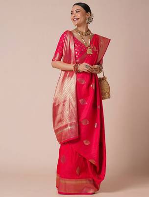 Pink woven design zari silk blend banarasi saree 3