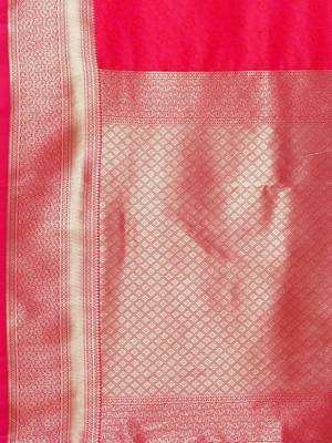 Pink woven design zari silk blend banarasi saree 5