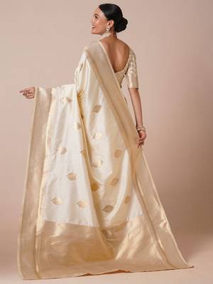cream woven design zari banarasi silk blend saree 3