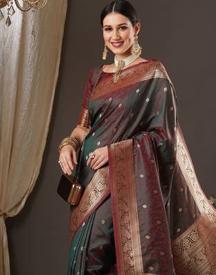 brown floral zari banarasi silk blend saree 4