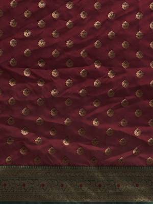 brown woven design zari banarasi silk blend saree 5