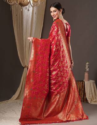 red woven design zari banarasi silk blend saree 2