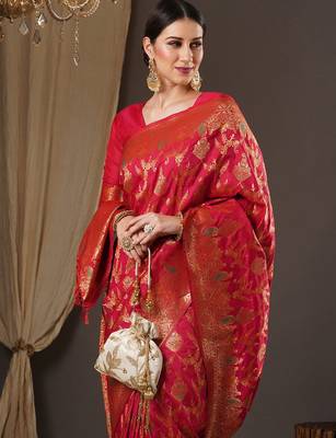 red woven design zari banarasi silk blend saree 4