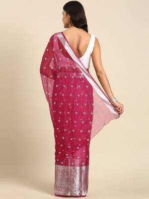 magenta & silver-toned floral embroidered sequin organza saree 2
