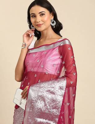 magenta & silver-toned floral embroidered sequin organza saree 3