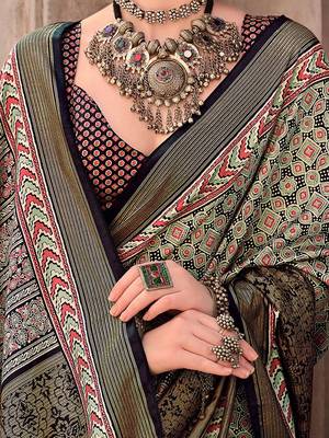 Black ethnic motifs zari silk blend banarasi saree 4