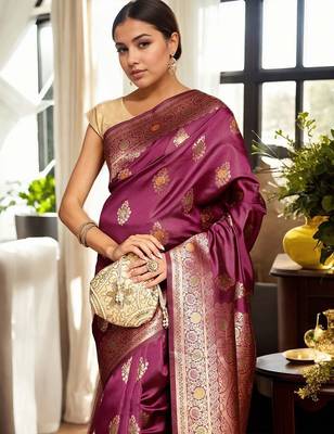 magenta woven design zari banarasi silk blend saree 5