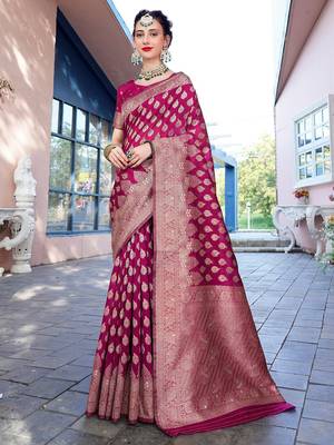 pink & gold-toned ethnic motifs woven design zari saree 2