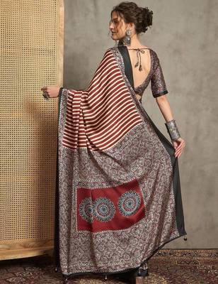 maroon striped crepe block print saree 4