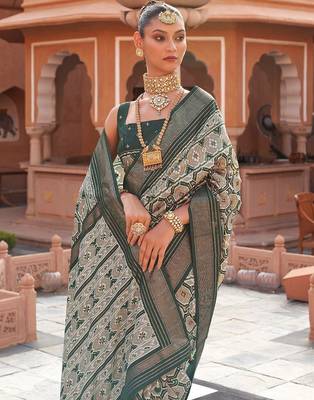 Grey ethnic motifs zari silk blend pochampally saree 2