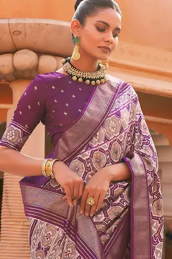 Grey ethnic motifs zari silk blend pochampally saree