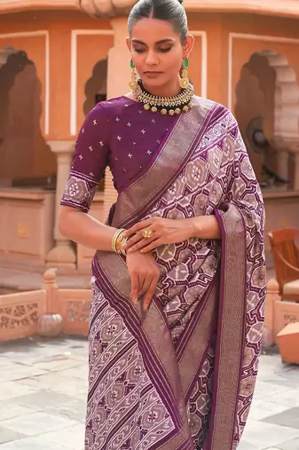 Grey ethnic motifs zari silk blend pochampally saree