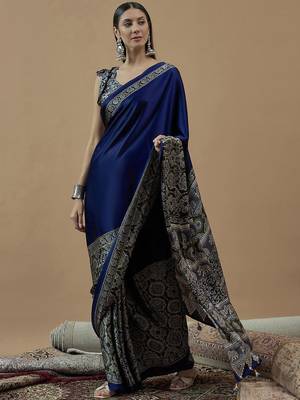 blue ethnic motifs ajrak poly crepe block print saree 4