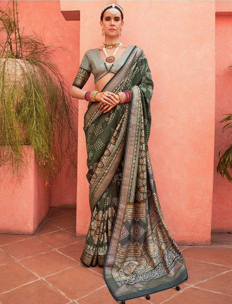 Green ethnic motifs zari silk blend banarasi saree