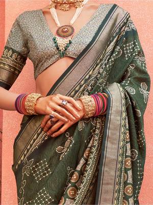 Green ethnic motifs zari silk blend banarasi saree 4